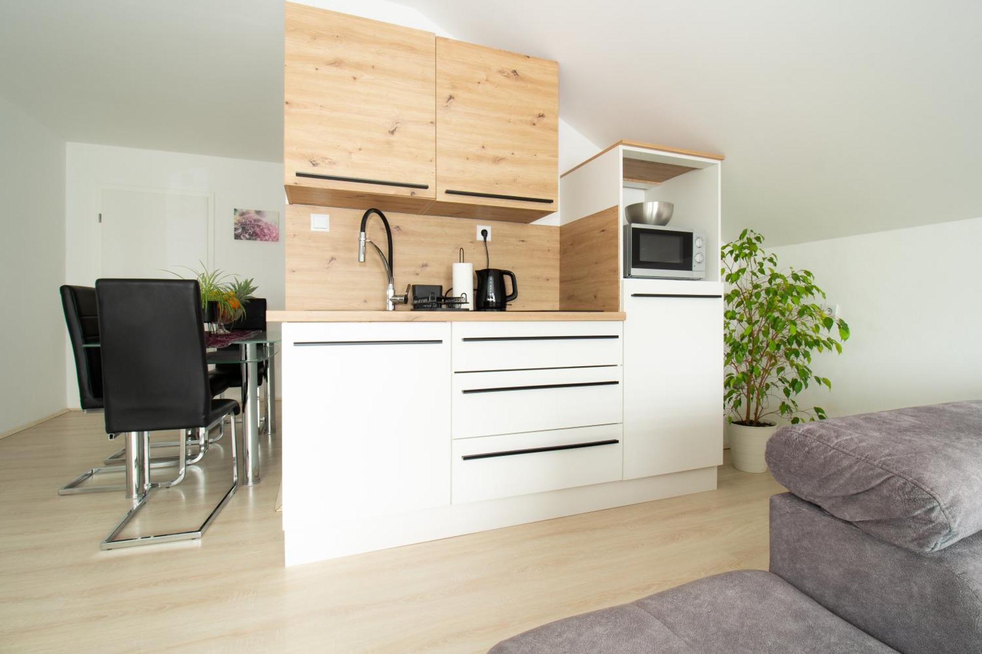 Apartman Keti Donja Lomnica Exterior foto